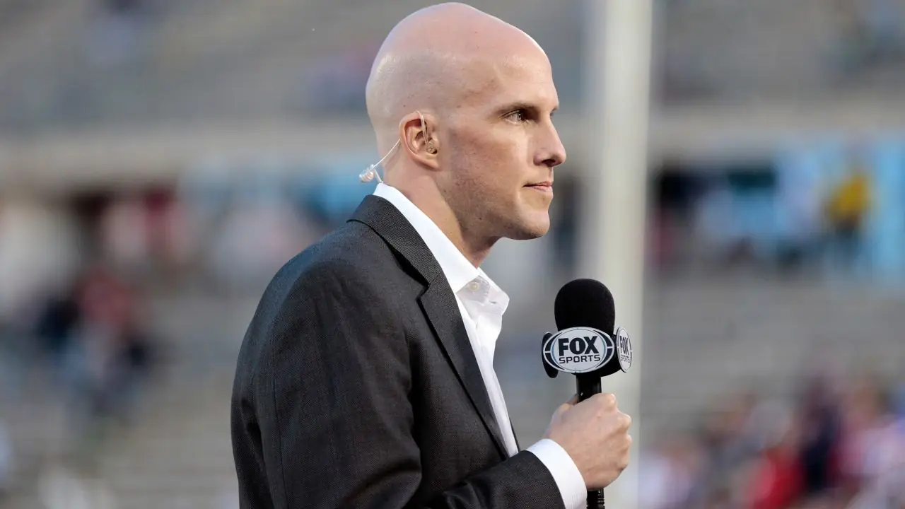 Grant Wahl, pictured