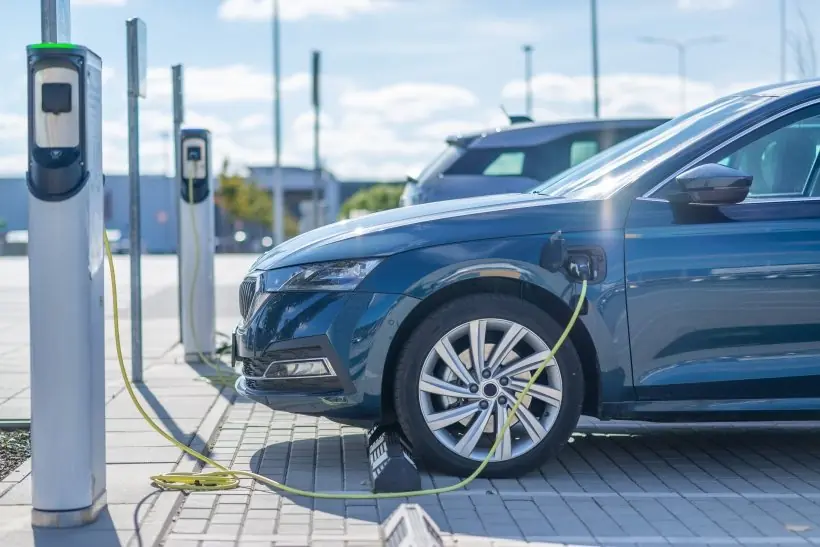 electric vehicle