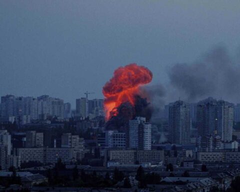 Russia’s Massive Air Assault Shakes Ukraine